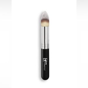 NEW SALE It Cosmetics Heavenly Luxe Pointed Precision Complexion Brush #11